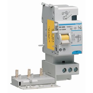 Blocco di protezione differenziale Hager 3P 25A Tipo AC 30mA 2M per protezione elettrica - Product Image 1