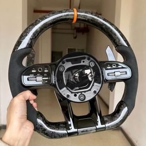 Volant en fibre de carbone et suède pour <span class=keywords><strong>Mercedes</strong></span> <span class=keywords><strong>Benz</strong></span> Classe C, E, S, G, W205, W204, W212, W213, E300 (vente en gros) - Product Image 1