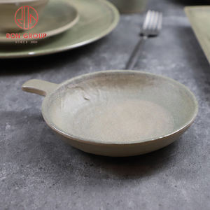 Assiette de service ronde <span class=keywords><strong>en</strong></span> mélamine vert <span class=keywords><strong>terre</strong></span> cuite, style minimaliste commercial, pour café, restaurant, hôtel, salon de thé - Product Image 1