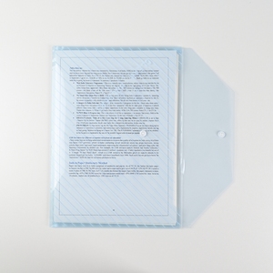 Carpetas de archivos PP transparentes de tamaño A4 con diseño <span class=keywords><strong>diagonal</strong></span> y botón a presión de plástico para protección de documentos a prueba de agua adecuada - Product Image 3