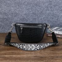 Tas Pinggang Pria Bermotif Buaya Baru Tas Dada Kapasitas Besar Klasik Tas Selempang Tas Pria Fashion Luar Ruangan