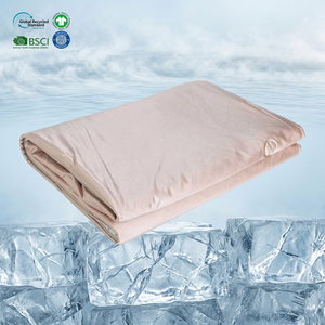 Couette rafraîchissante légère de qualité supérieure, gris argenté, pour l'été, lavable, pour l'hôtellerie - Product Image 1