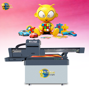 מדפסת UV שטוחה בפורמט קטן עם שולחן הרמה ממונע, מדפסת הזרקת דיו דיגיטלית במהירות גבוהה להדפסה על כיסויי טלפון, קופסאות מתנה וכרטיסי PVC - Product Image 3