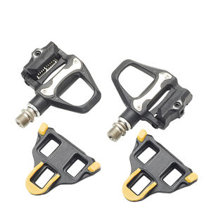 Pédales de vélo de route en fibre de <span class=keywords><strong>carbone</strong></span> en gros, plateforme large réglable, ensemble de cales de pédale autobloquantes pour système de vélo de route - Product Image 3