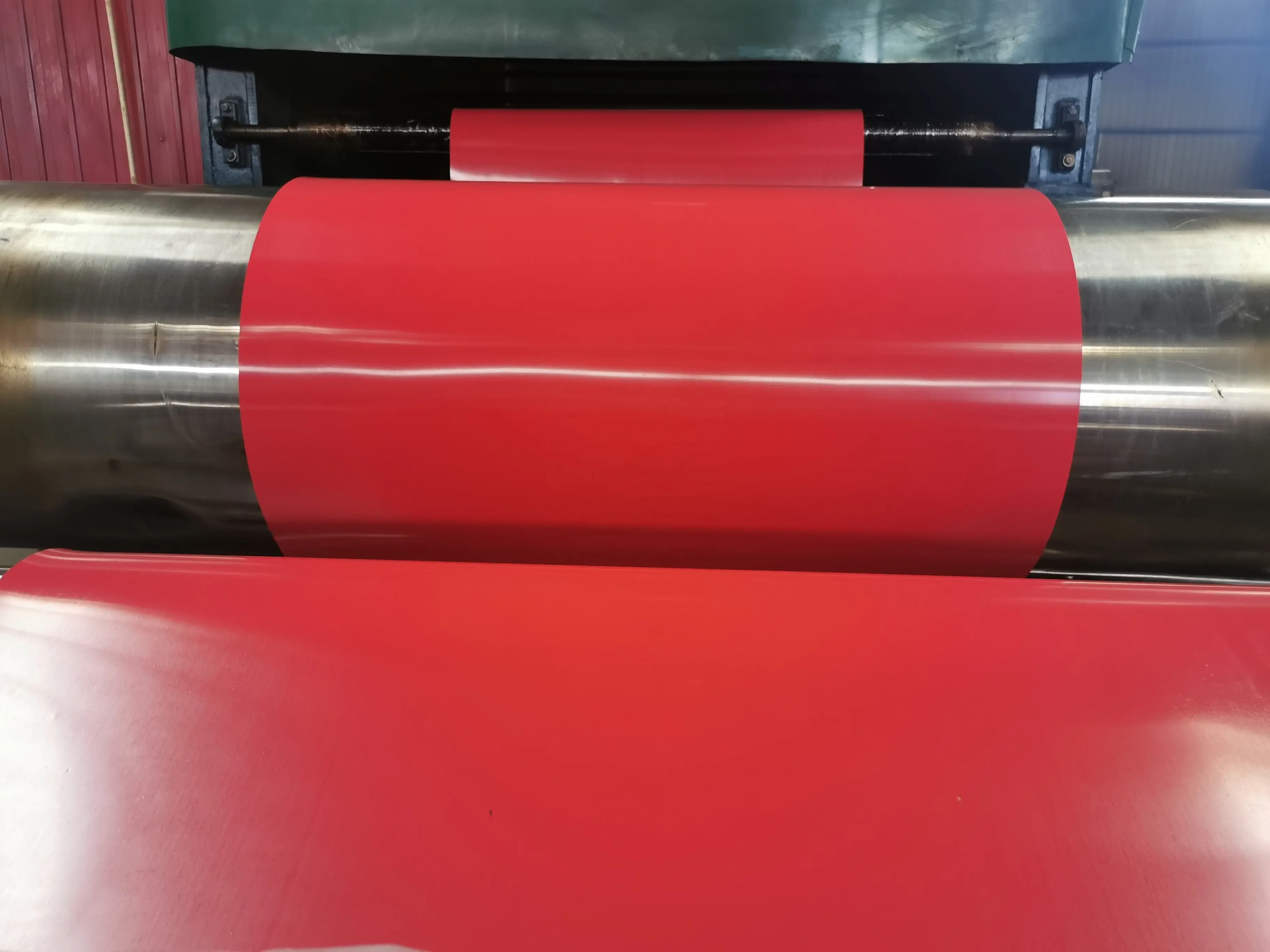 Lembar lateks karet alami merah Super tahan abrasi untuk pemrosesan pemotongan dan pencetakan