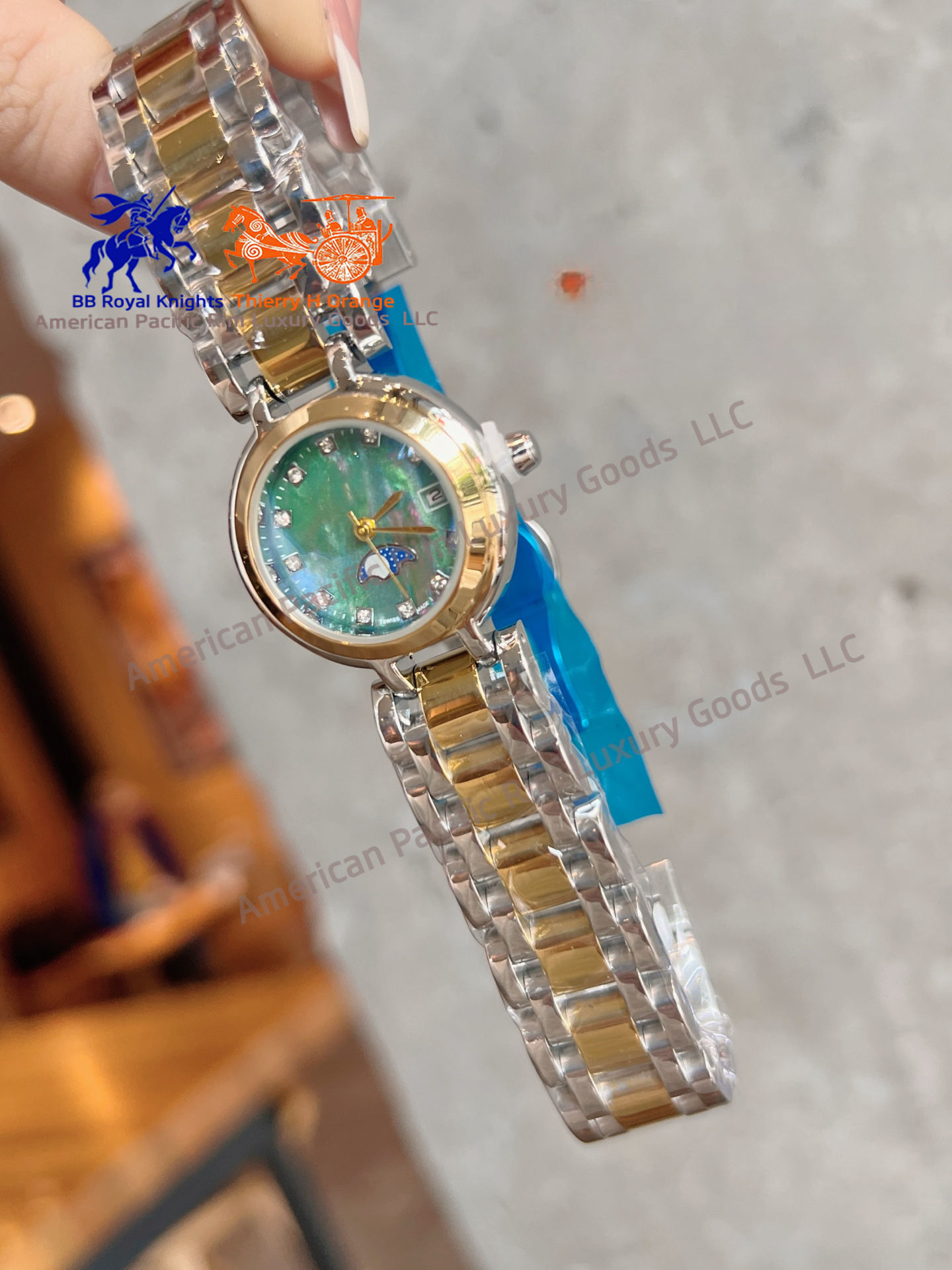 สีเขียว