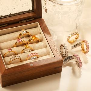 Anillos de Boda de Moda Personalizados al por Mayor, Joyería para Mujer, Acero Inoxidable, Chapado en Oro de 18K, Anillo de Compromiso con Circonita para Chicas - Product Image 1