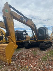 Excavatrice Caterpillar 323D d'occasion, 23 tonnes, hydraulique, sur chenilles, d'origine japonaise, en bon état, faible nombre d'heures, prix avantageux - Product Image 1