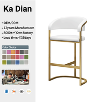 Tabouret de bar haut minimaliste en acier inoxydable plaqué or avec dossier en cuir, style nordique moderne, avec accoudoirs, modèle tendance