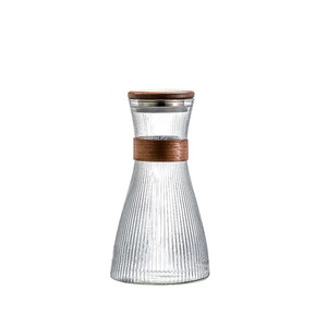 Bộ bình nước thủy tinh đứng 1.5L có vỏ da, nắp tre, kèm ly thủy tinh, dùng làm bình trà đá, bình nước giải khát, bình nước chanh - Product Image 5