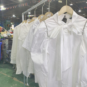Popular <strong>Used</strong> Women Summer <strong>White</strong> <strong>Shirts</strong> Tops Bottoms Mixed Bales 2nd Hand Women <strong>Shirts</strong> Stock - Product Image 1