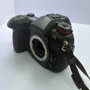 กล้องมือสอง Panasonic Lumix DC-G9 4kUHD 20.3MP ไมโครโฟร์ธีดส์ มิเรอร์เลส - Product Image 5