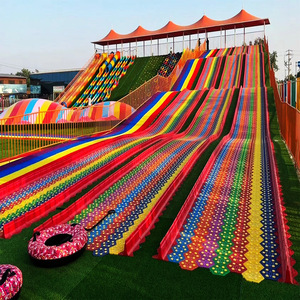 Toboggan arc-en-ciel pour aire de jeux extérieure, en plastique HDPE, pour utilisation dans les parcs publics - Product Image 5