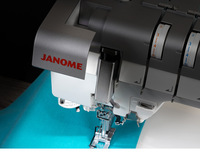 Machine à surjeter professionnelle Janome CoverPro 3000