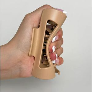 DOWELL Pinces à Cheveux en Silicone Alimentaire les Plus Vendues pour <span class=keywords><strong>Femme</strong></span>, Accessoire Pince Requin Souple Anti-choc, Pince Arrière - Product Image 2