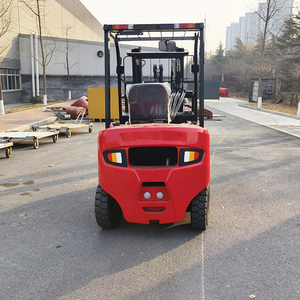 Nouveau chariot élévateur à fourche contrepoids à moteur diesel de 3,8 tonnes et 4 tonnes avec déplaceur latéral et certification CE - Product Image 3