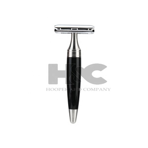 Razor Aluminum Alloy with Stainless Steel And Acrylic Traditional Double Edge Safety Razor Pakistan Made - Product Image 3