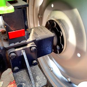 <span class=keywords><strong>Venta</strong></span> al por mayor 90HP Deutz Farr <span class=keywords><strong>Segunda</strong></span> <span class=keywords><strong>mano</strong></span> 4x4 Tractor agrícola <span class=keywords><strong>CD</strong></span>-904-1 en <span class=keywords><strong>venta</strong></span> con buen suministro y buen rendimiento Fácil de operar - Product Image 5