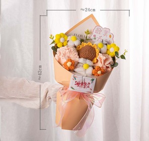 Ramo <span class=keywords><strong>de</strong></span> Girasoles y Rosas Tejido a Mano con Carnaciones Preservadas, Regalo para el Día <span class=keywords><strong>de</strong></span> la Madre, Hecho <span class=keywords><strong>en</strong></span> China, para Mamá o <span class=keywords><strong>Suegra</strong></span> - Product Image 6