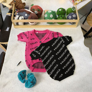 Vêtements pour chiens de haute qualité, écologiques, vente en gros, vente chaude, luxe, été, printemps, pull en laine chaud pour animaux de compagnie, manteau classique, simple - Product Image 2