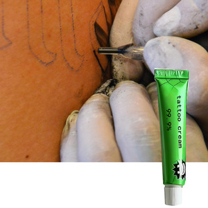 Crema Reparadora Profesional para el Cuidado Posterior del Tatuaje de Marca Propia, Plástico Impermeable Desechable de 10g para Uso en Maquillaje Permanente - Product Image 6
