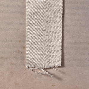 סרט רשת דמוי זיגזג סיטונאי מהמפעל, 100% כותנה, הדפס לוגו בהתאמה אישית, סרט ז'קארד כותנה, רצועת תיק, לשימוש בביגוד - Product Image 6