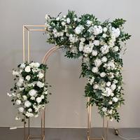 Arche de fleurs artificielles blanches et vertes faites à la main, arrangement floral de roses et d'hortensias pour la décoration d'événements de mariage en intérieur et en extérieur