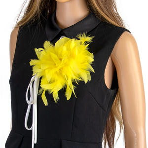 Accessoires de costume en plumes de dinde <span class=keywords><strong>avec</strong></span> broche en plumes naturelles tendance, coiffe fleurie - Product Image 5