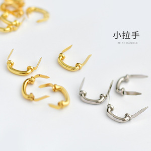 Mini tiradores de aleación de zinc en color oro y plata sin tornillos para cajas de madera, embalaje y cajones de joyería - Product Image 1