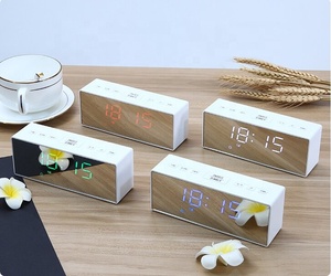 Jam Alarm meja listrik <span class=keywords><strong>LED</strong></span> pabrik, Jam Alarm dengan Mode celup dua port USB <span class=keywords><strong>Timer</strong></span> permukaan cermin untuk dekorasi Makeup Modern kamar tidur - Product Image 6