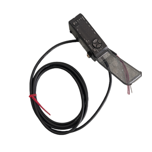 เซ็นเซอร์วัดระยะแบบดิจิตอลอเนกประสงค์ KEYENCE รุ่น GT-72A ของแท้ 100% ใหม่เอี่ยม ชนิดติดตั้งบนราง DIN แบบ NPN - Product Image 4