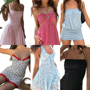 2026 Ropa al por mayor de fábrica: Lotes surtidos de ropa con descuento, envío de blusas, tops, vestidos y fardos - Product Image 4