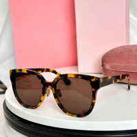Lunettes de soleil unisexes tendance de créateur, monture carrée pleine en PC, verres dégradés, protection UV400, vente en gros