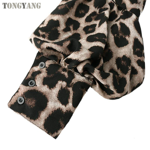 Tongyang Novità Autunno 2024: Camicia Leopardata alla Moda per Donna, Cardigan Sottile e Sexy con Scollo a V - Product Image 6