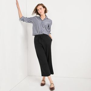 FOXA Pantalon court en tricot sport pour femme, coupe large, taille mi-haute, décontracté et respirant - Product Image 3