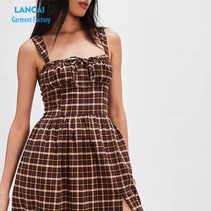 Vestido Midi de mujer con abertura frontal y cuello cuadrado a cuadros personalizado con centro en la espalda y tirantes anchos - Product Image 4