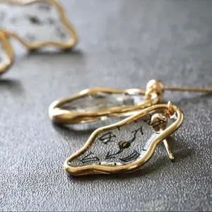 Pendientes de joyería de moda Salvador Dalí inspirado diseño de reloj de arte pendiente de gota de cobre para mujer regalo fiesta aniversario compromiso