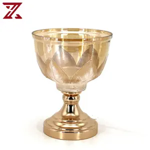 Wholesale Iron Stand Round Glass Bowl Gold Color Finishing Cups Shape Fruit Bowls