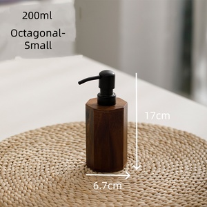 Bouteille distributrice portable en bois rechargeable pour lotion et shampoing – Idéale pour les voyages et l'utilisation dans la salle de bain/cuisine - Product Image 3