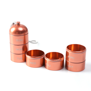 Pastillero de aluminio inoxidable Steal Mini portátil con llavero <span class=keywords><strong>7</strong></span> días organizador de pastillas semanal pastillero tableta estuche de viaje - Product Image 2