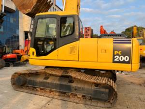 Excavadora Komatsu Pc200 Usada a Precio Competitivo en Estado Original, Modelo P200-7 en Venta - Product Image 6