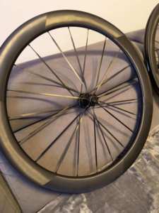 Set di Ruote in Carbonio Personalizzato 700c per Bici da Strada, Leggero, con Freno a Disco, 21 Raggi e Tubeless/Clincher - Product Image 3