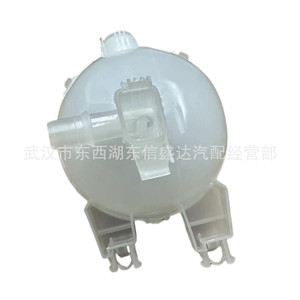 ถังพักน้ำหล่อเย็น Peugeot Citroen M43 รุ่น 9800777280 สำหรับเปลี่ยนระบบหล่อเย็นเครื่องยนต์ - Product Image 2