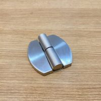 Accessoires pour cabines de toilettes en phénolique