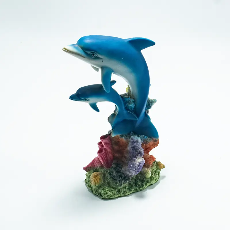 ODM OEM Indoor Home Decoration Fashionable Blue Sea Animal Fish Figurine Customized Non Fade Non Tarnish Dolphin Coral Sculpture