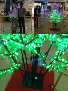 Arbre à fleurs artificielles en PVC imperméable multicolore avec éclairage de Noël <span class=keywords><strong>LED</strong></span> Décoration de paysage extérieur pour les fêtes de rue - Product Image 2