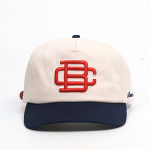 Casquettes de baseball noires personnalisées de haute qualité à 5 panneaux avec logo brodé 3D - Product Image 1
