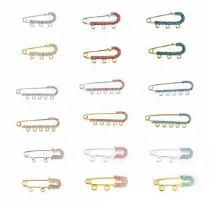 Mehrfarbige Größe Kristall Strass Baby Pin mit Schlaufen Ayatul Kursi Masha llah Baby Pin kleine Größe Pin - Product Image 1