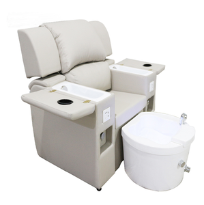 Sillón de Pedicura Profesional Moderno y de Lujo para Salón de Manicura y Belleza, en Negro, Blanco y Rosa, con Spa Eléctrico para Pies y Masaje - Product Image 4
