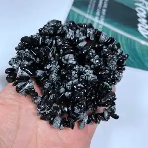 Mode unregelmäßige Naturstein Armband Heilung Kristall Kies Stein Schneeflocke Obsidian Chips Armband